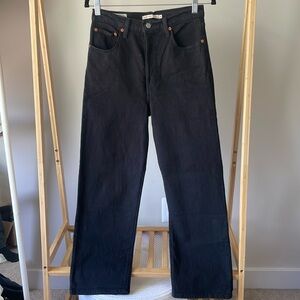 Levi’s ribcage straight ankle jeans, black, size 28